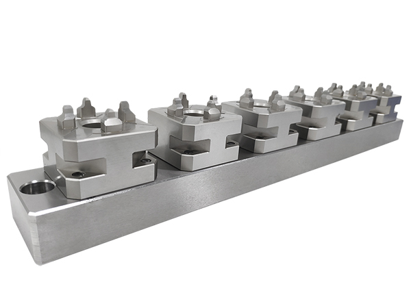 Mandril Manual 6 en 1 D50 (Bloqueo por Tornillo)